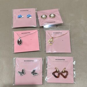 Set of Fashion Jewelry Accessories